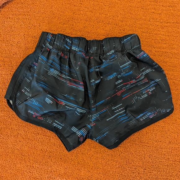 Adidas running shorts 3" XS - Picture 2 of 4